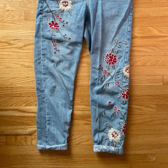Floral Embroidered Jeans - Picture 2 of 5